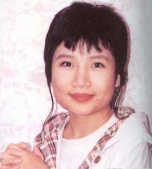 李娜是怎么蜕变的,59岁的李娜如今长得怎么样了