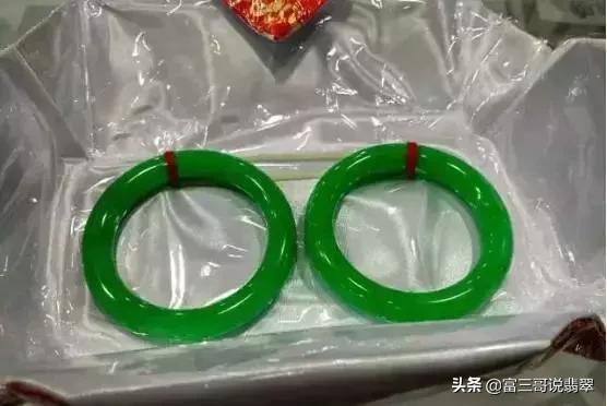 关于翡翠的保养小技巧你知道几个,翡翠保养方法的四大误区五大忌