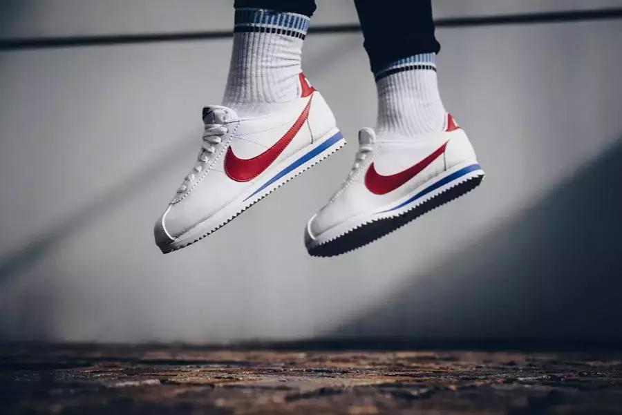 推荐几款比较时尚年轻的男休闲鞋,春夏必备的三双潮鞋男士