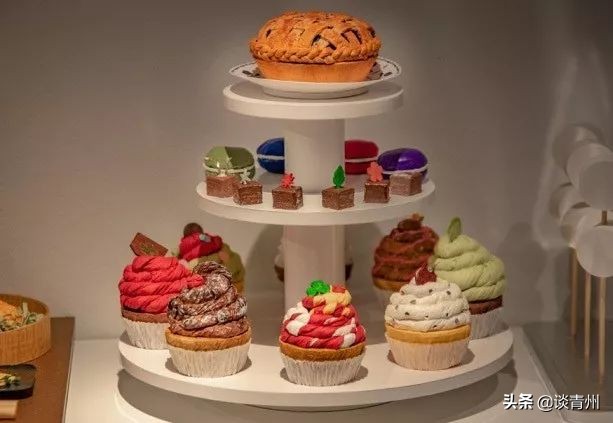 中国人烧给死人的纸扎，登上巴黎设计周，还被法国的博物馆收藏