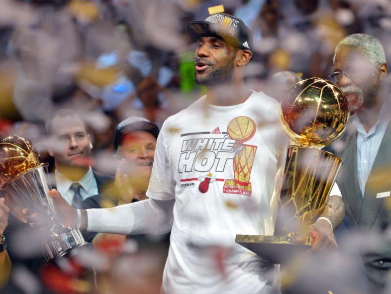 詹姆斯的夺冠之路第六集,詹姆斯2005-2006纪录片