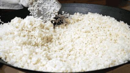 每个走进包邮区的人，都会忍不住变成糯米控（菲李漫画）