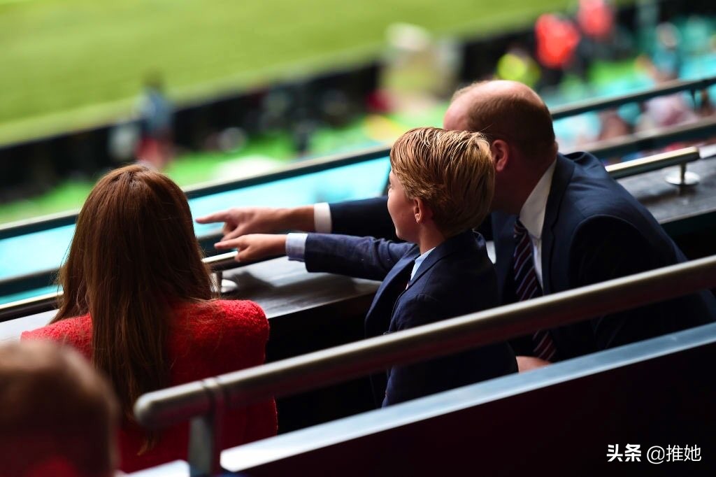 皇家吉祥物,乔治王子英格兰队