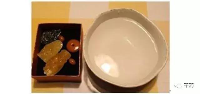 为啥我的蜜蜡是白的,我的蜜蜡为什么不是松香味