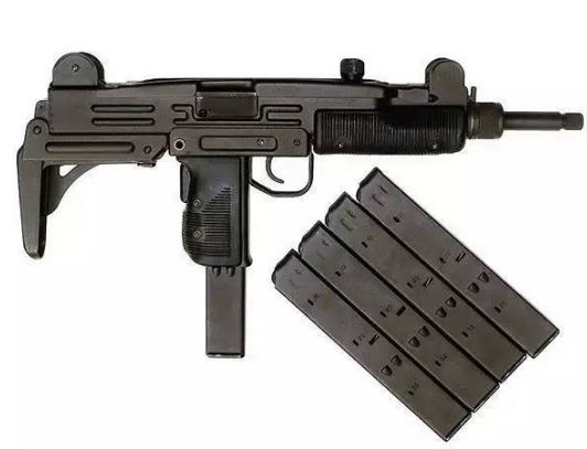 阿诺施瓦辛格终结者散弹枪,终结者施瓦辛格拿的武器