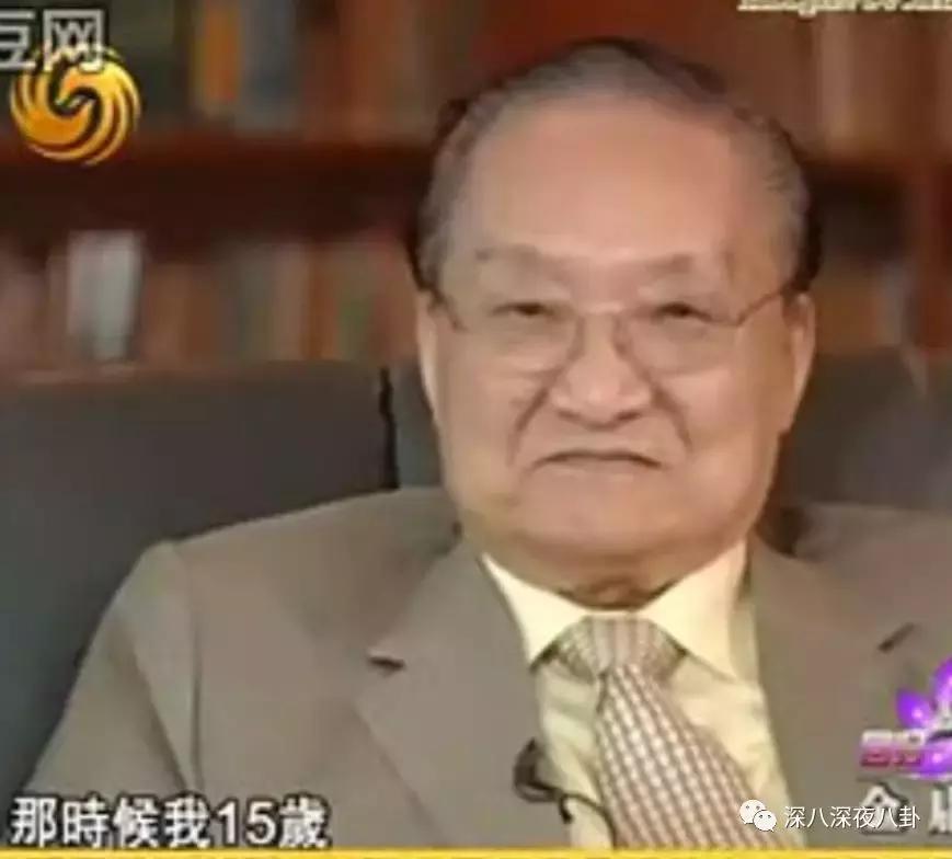 曾经被学校开除,金庸被哪个学校开除的