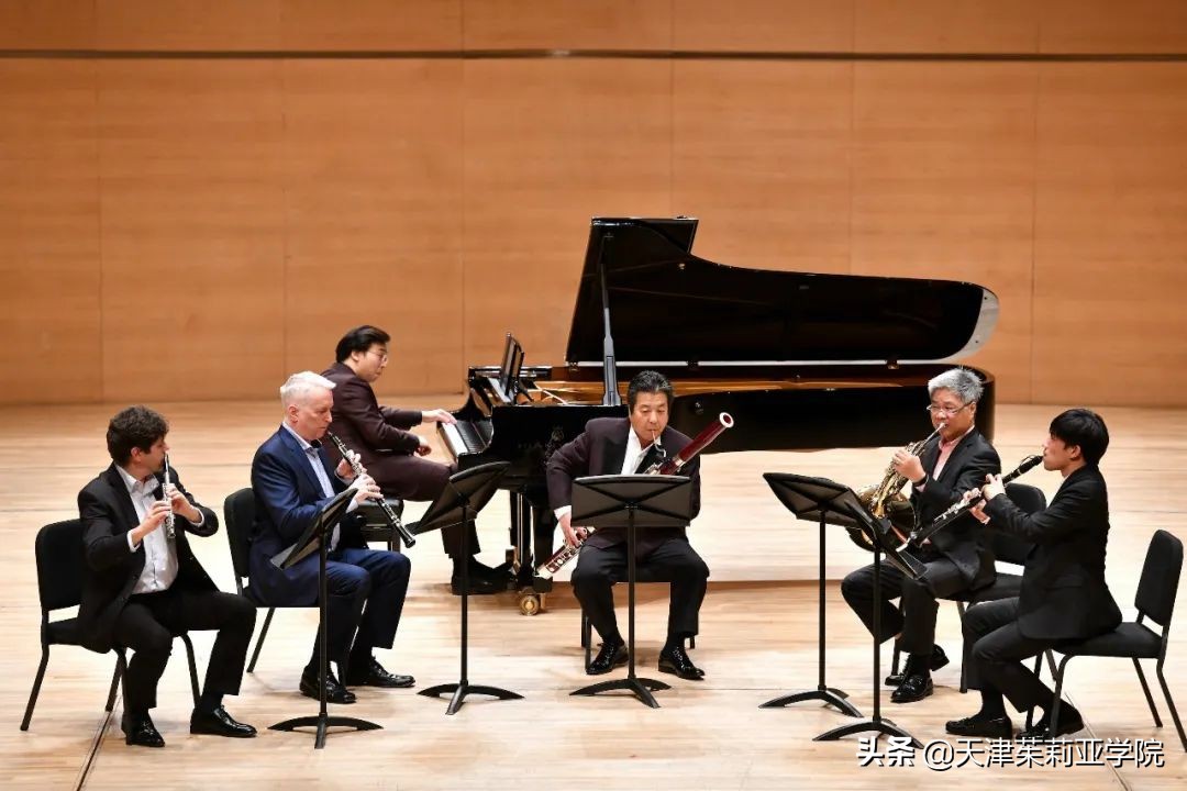 跟着天津茱莉亚听音乐｜线上音乐厅：普朗克《六重奏》