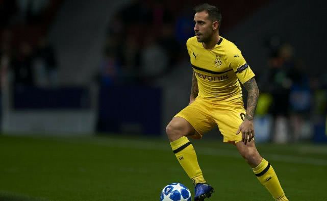 太不可思议！多特13场不败靠一神替补，10脚进10球简直逆天