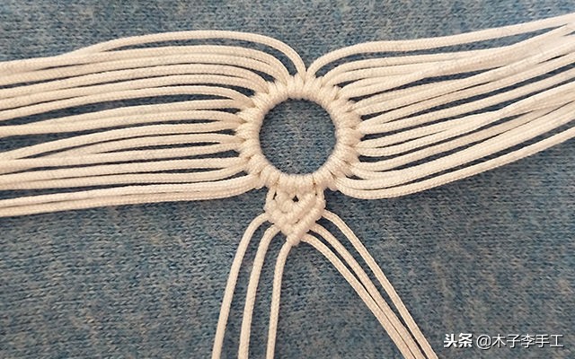 七彩莲花挂件的编法,梅花挂件编法教程