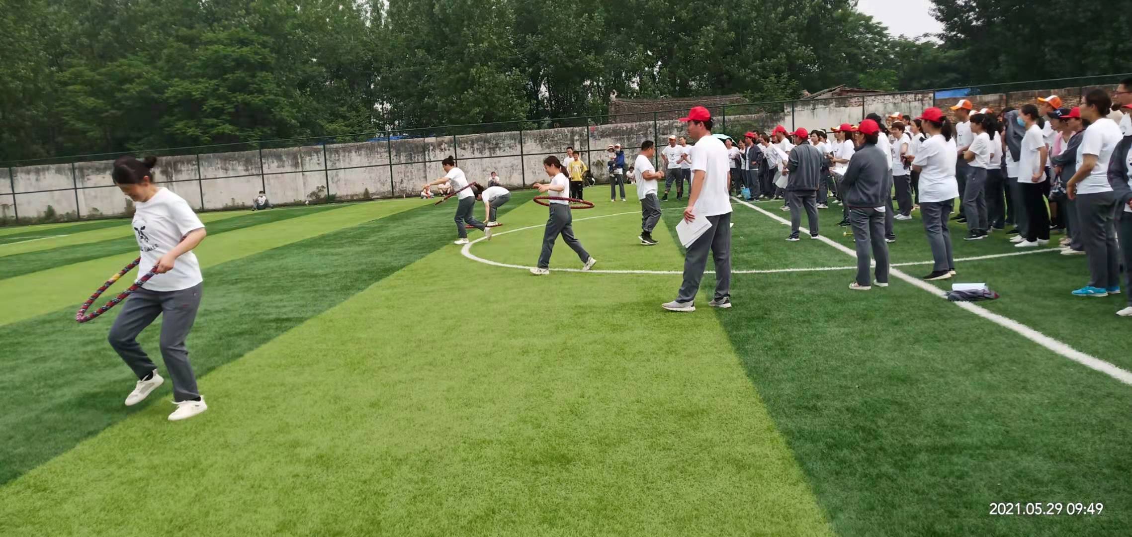 乡镇举行职工运动会,干部职工运动会豪情开赛