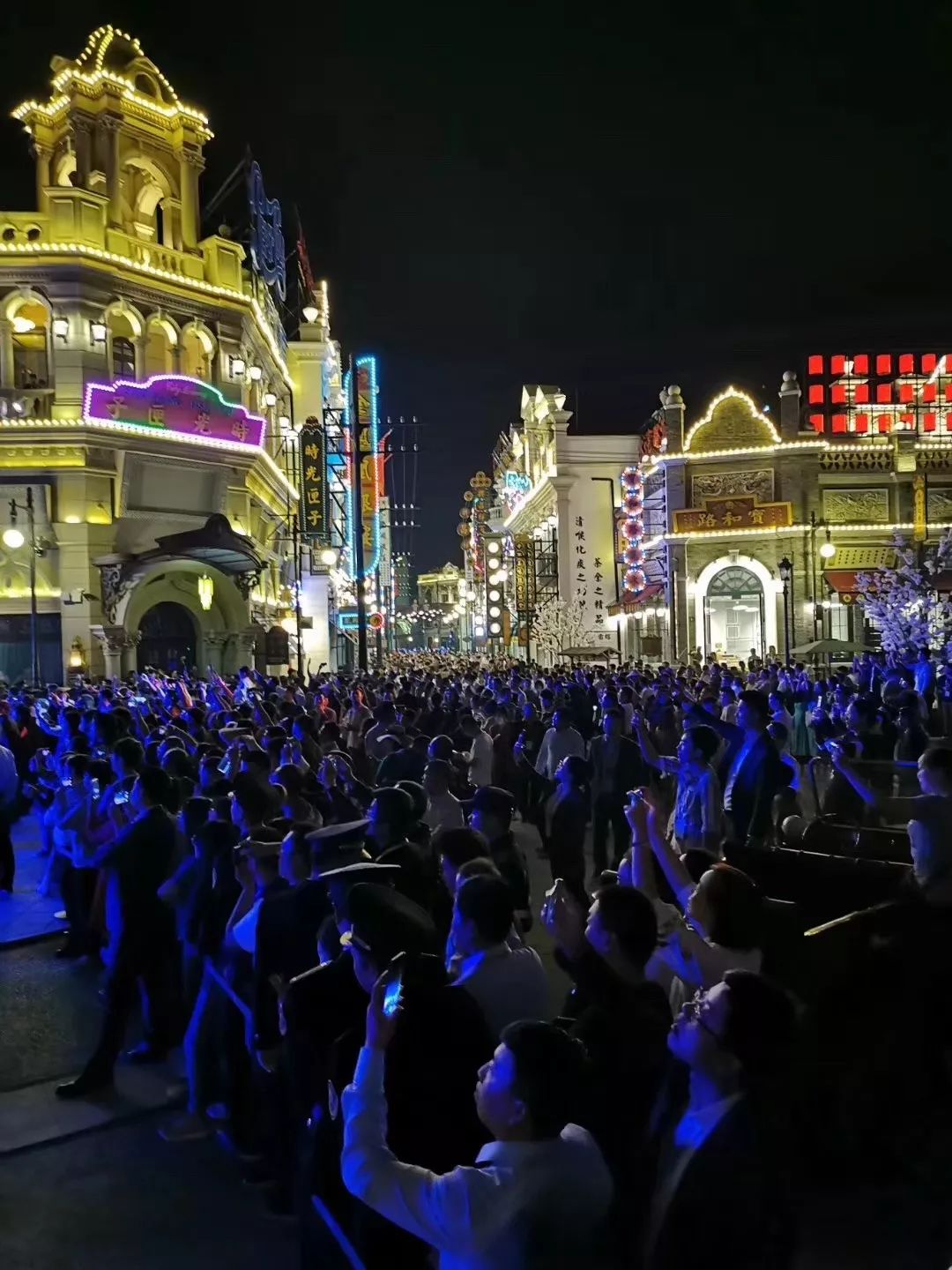 建业华谊兄弟电影小镇最新通知,华谊兄弟电影小镇和建业电影小镇