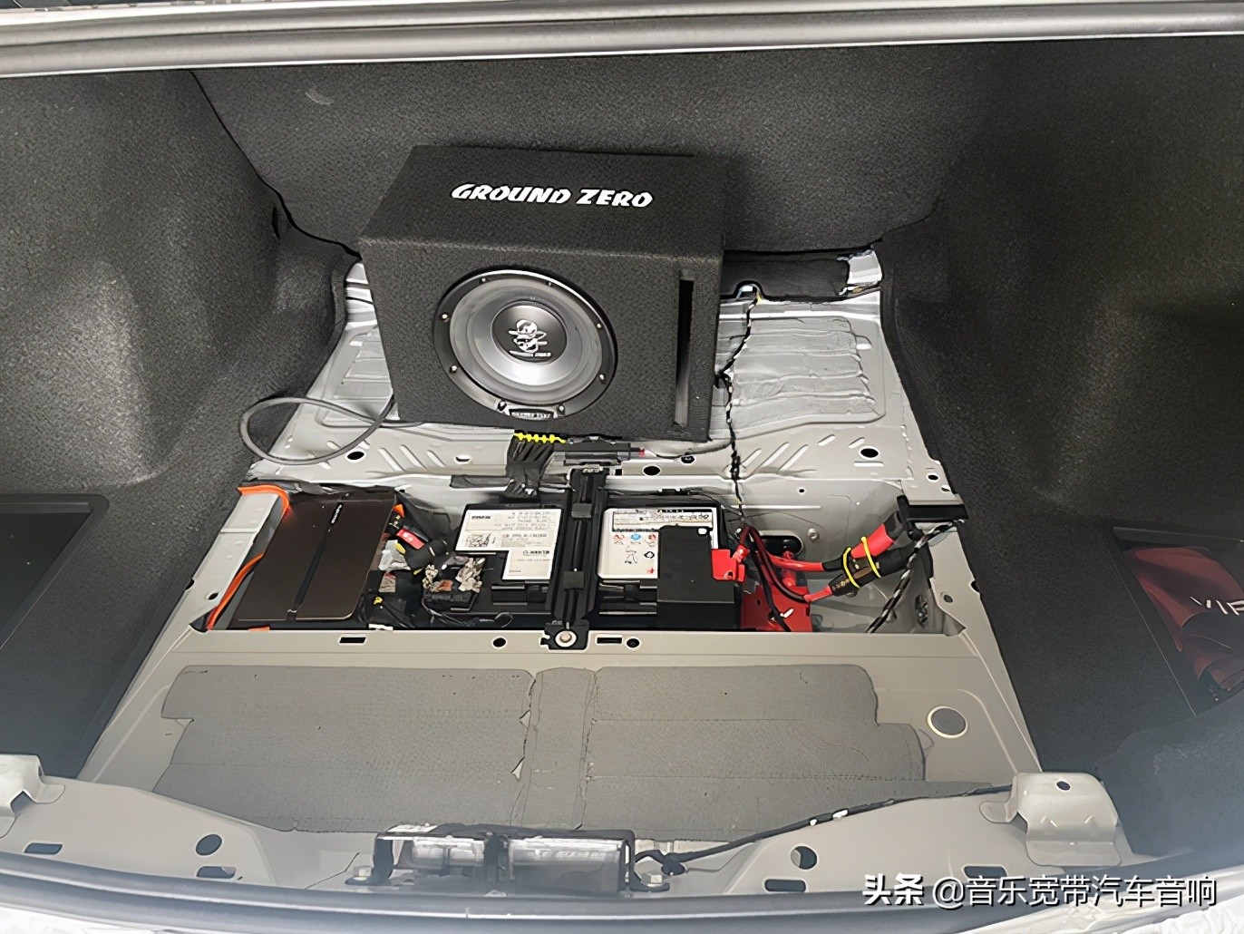 宝马325首发版改装音响,宝马325首发改音响