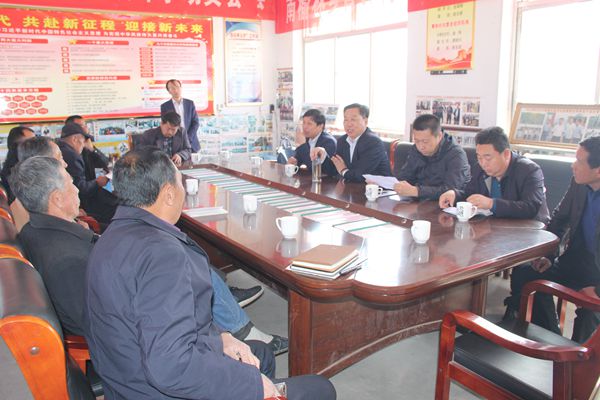 吴晓斌入企进村,吴晓斌进村