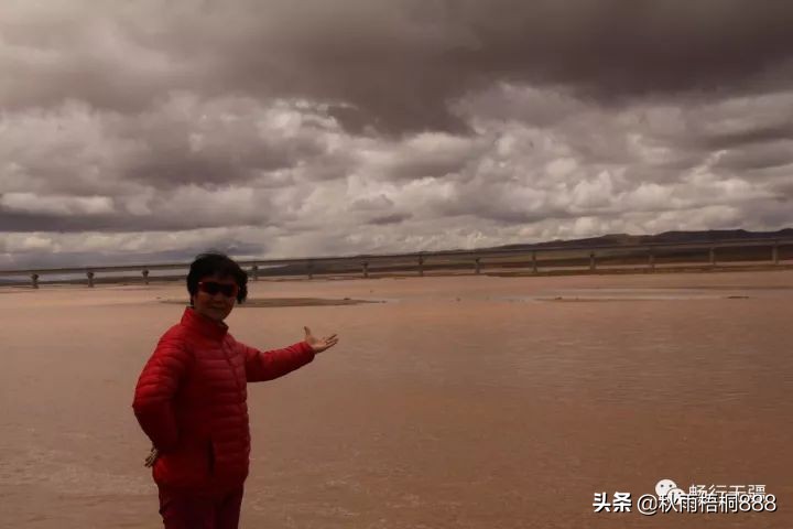 自驾青藏线进藏有多困难？有兴趣的就跟我走一趟逶迤的青藏线吧