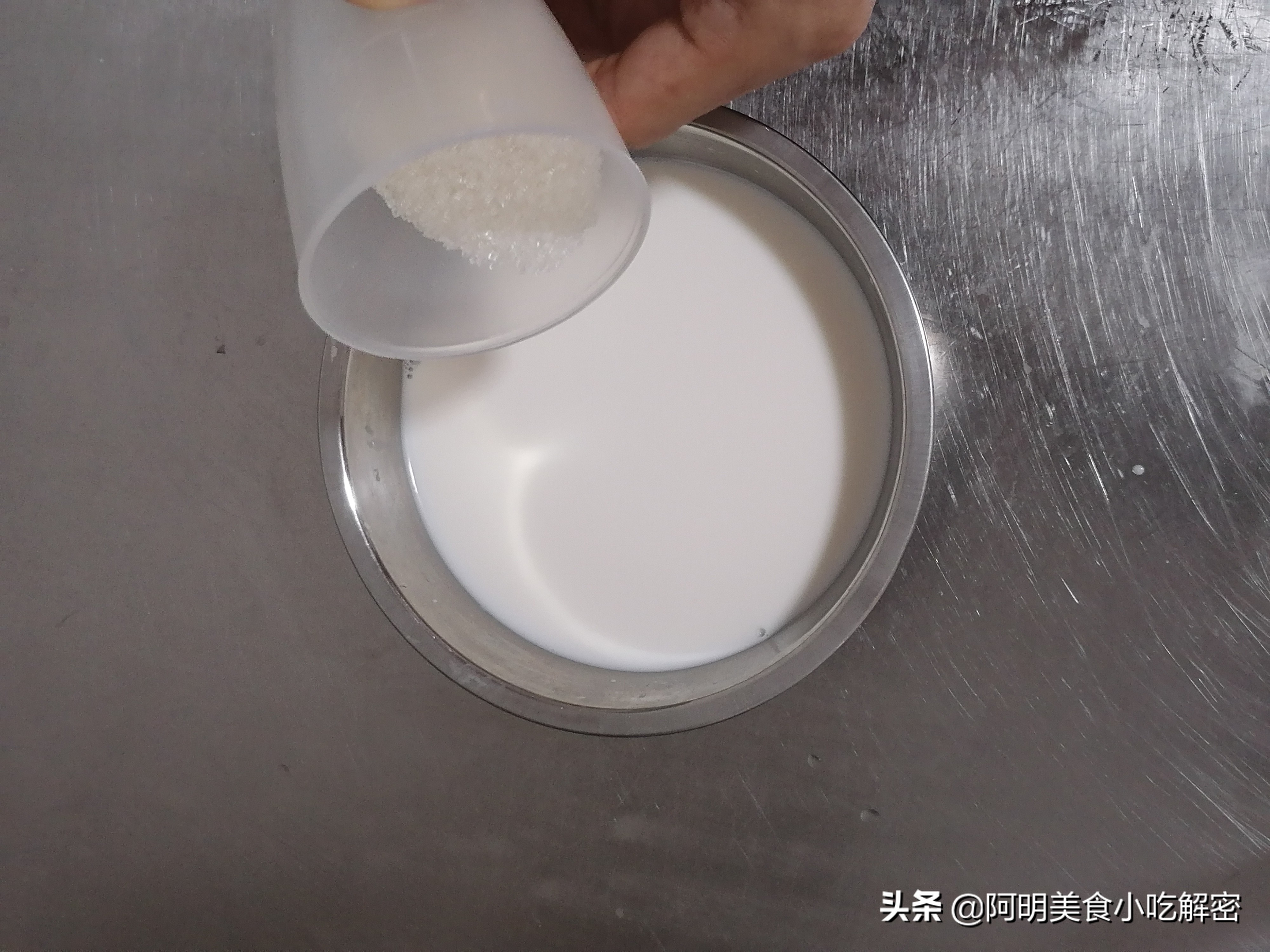 软饼的绿豆要泡多久,陆丰特产绿豆软饼做法