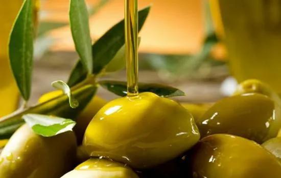 给孩子炒菜选择什么油,给孩子做饭用什么油好