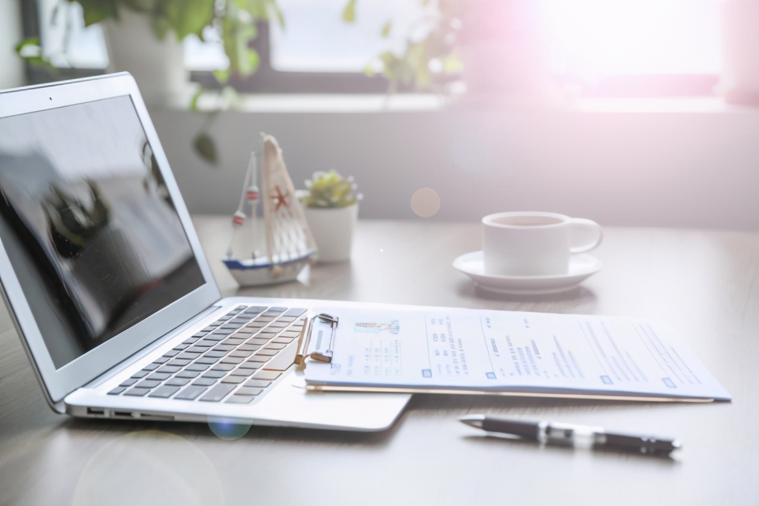 小白简历中的自我评价怎么写,求职简历中自我评价的雷区