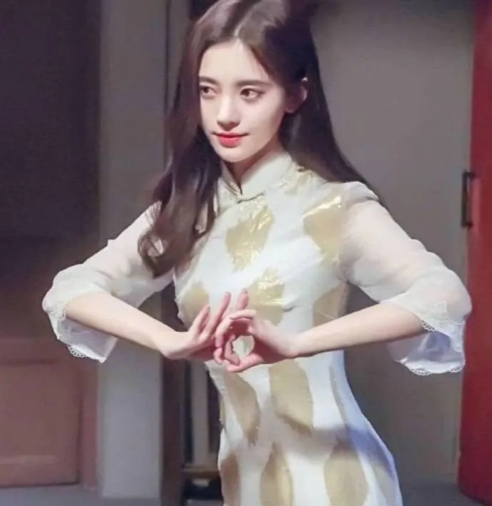 羡慕别人穿好看裙子,羡慕别人穿漂亮的衣服