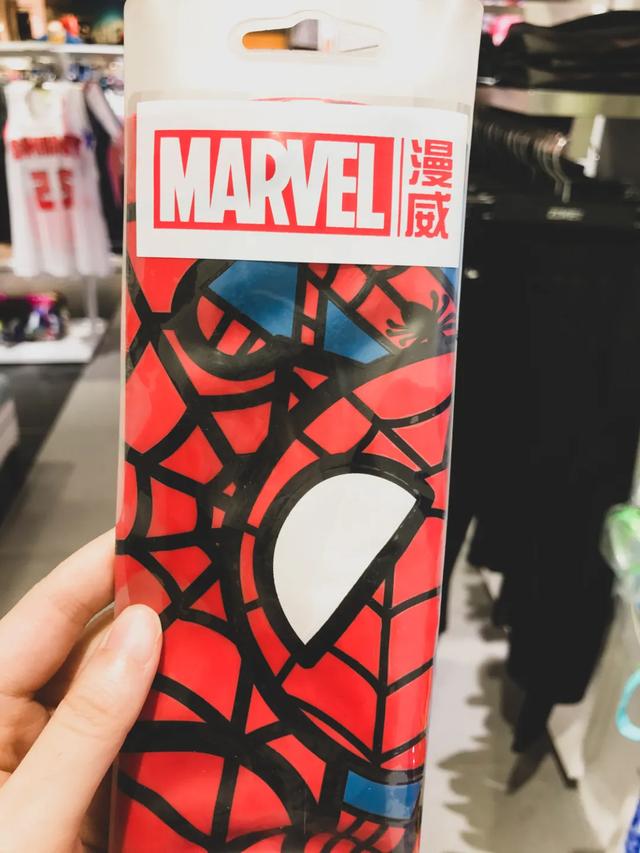 带宝宝潜水用什么泳镜,儿童初学潜水需要买泳帽吗