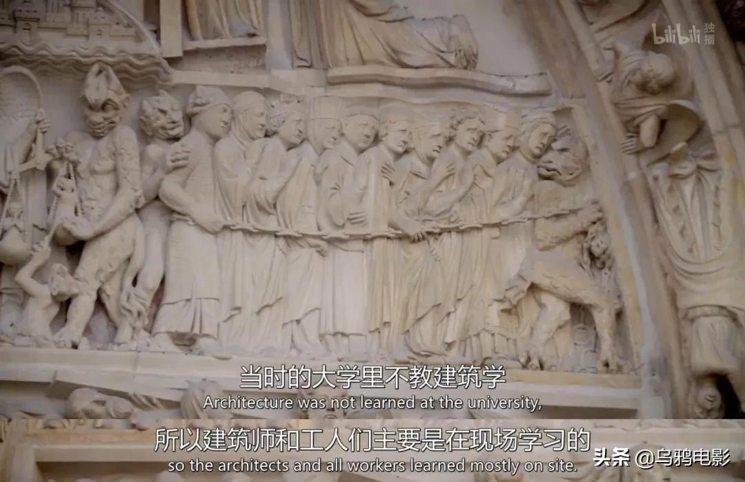 当年为什么巴黎圣母院大火,巴黎圣母院遭遇大火是哪一年