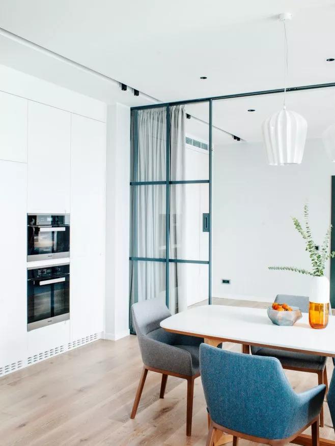 来看看这七款玻璃隔断吧,各种卧室玻璃隔断欣赏