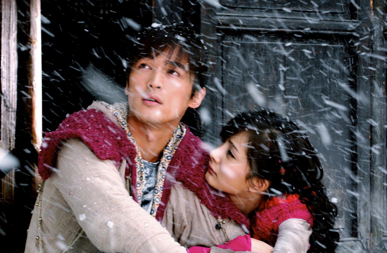 杨幂当年被黑得有多惨,杨幂所经历的血雨腥风