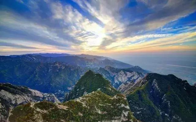 徒步登华山,徒步爬华山最佳路线攻略图片高清