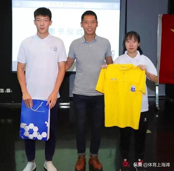 足球三级裁判员课表,足球裁判沈寅豪本科