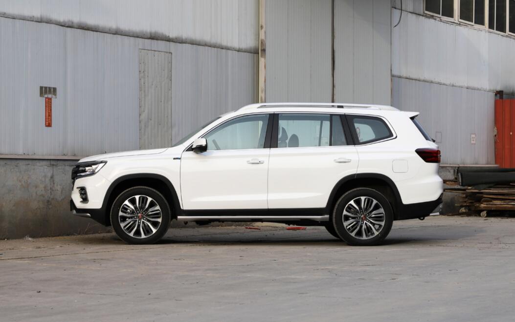 被埋没的7座大越野，轴距2.85米，224马力配四驱卖18万，却少人买