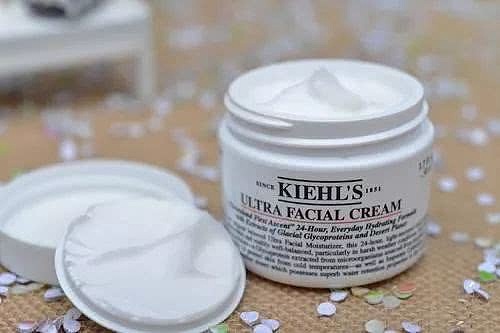 海关查获4000多万的手表,查获假冒奢侈品1亿判多少年