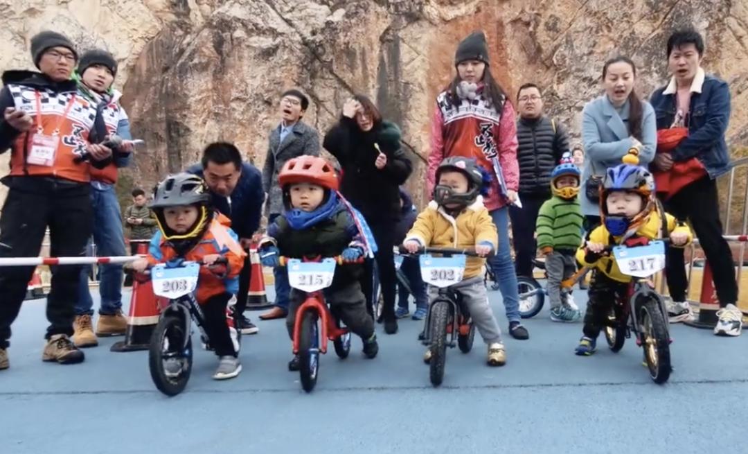 南京汤山青林社区皮划艇,南京汤山哪里可以玩皮划艇