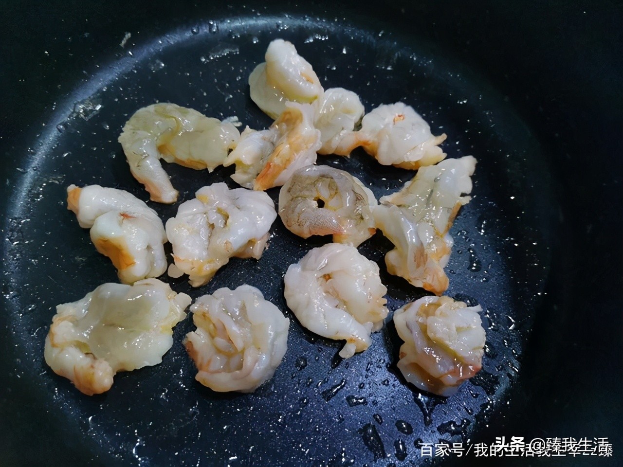 广东韭黄炒滑蛋虾仁秘诀,鲜虾鸡蛋炒韭黄