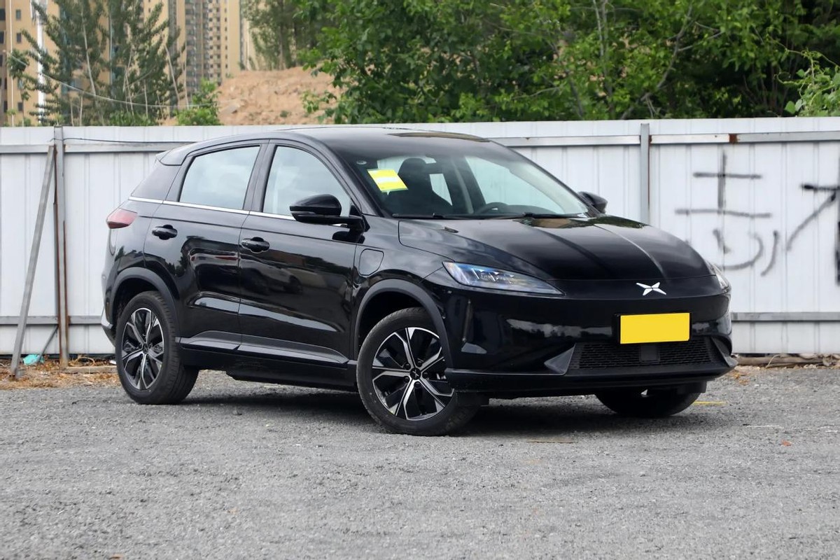 小鹏g3i460n与比亚迪宋plusev,小鹏最新suv曝光