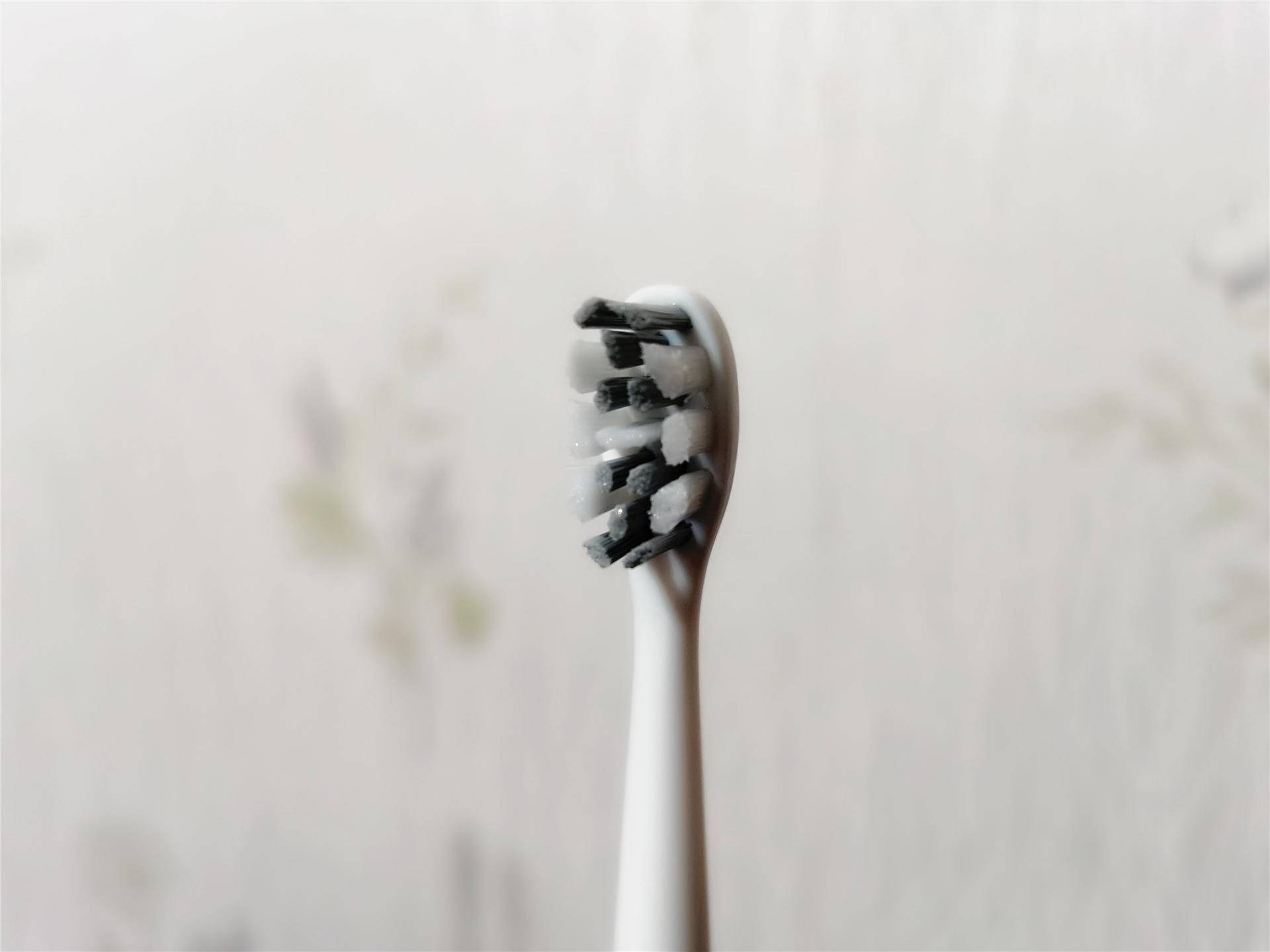 声波护理电动牙刷,超声波牙刷和旋转电动牙刷评测