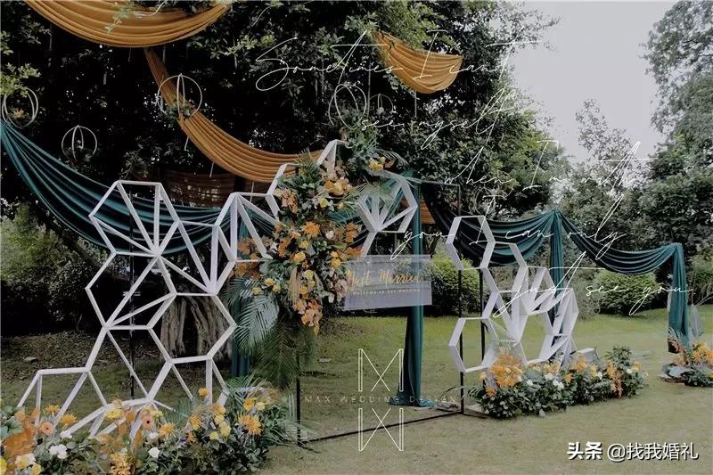 极简西式婚礼户外布置,法式复古婚礼户外效果