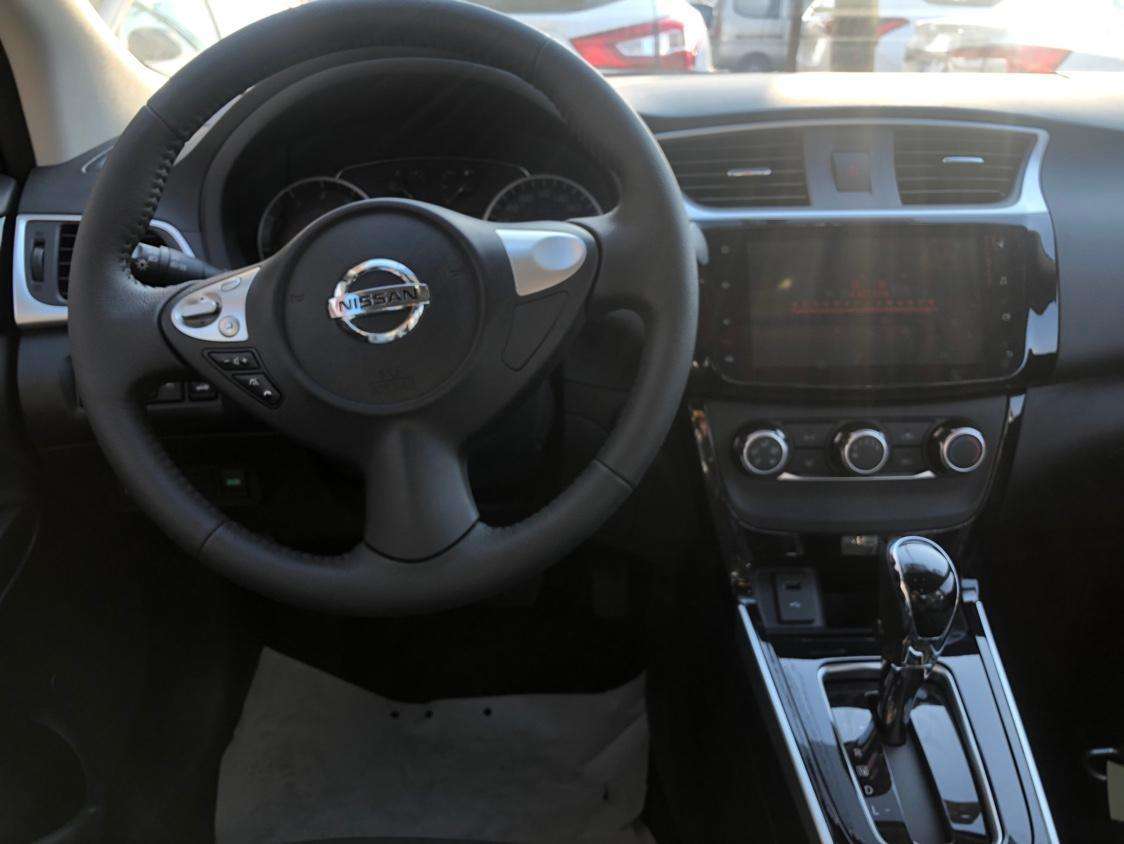 卡罗拉和轩逸哪个质量好值得买,卡罗拉与轩逸哪个比较好更值得买