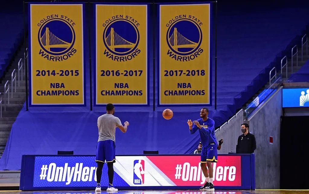 维金斯提前备战新赛季,维金斯这个赛季的表现