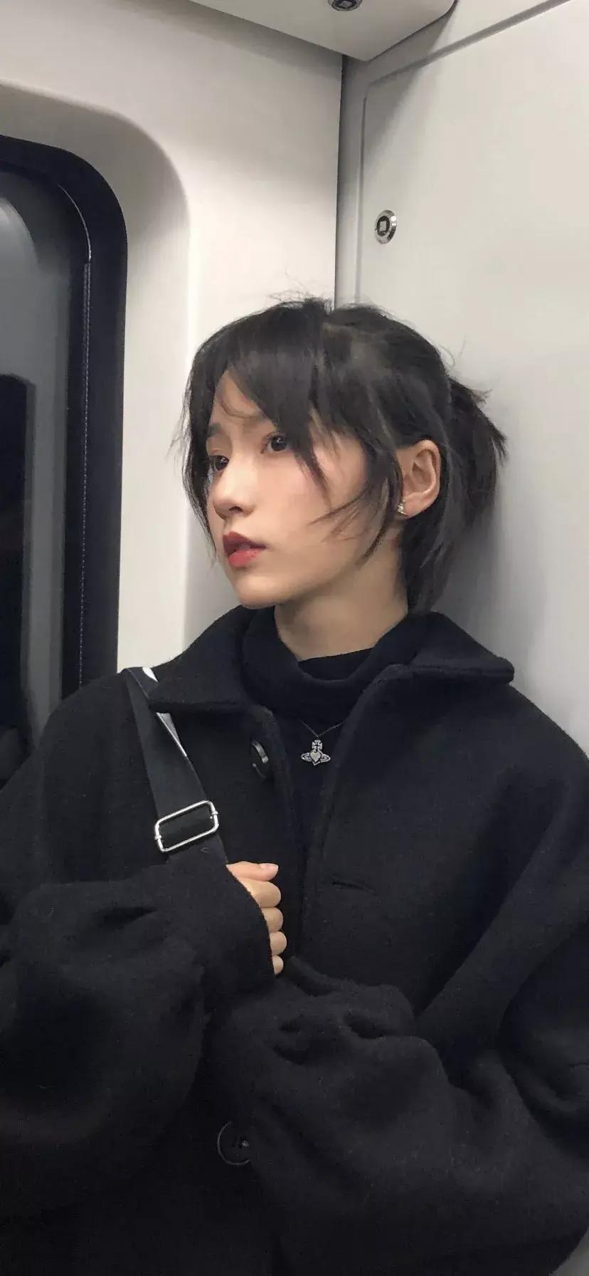 严浩翔神仙壁纸锁屏高清,blackpink神仙壁纸ins