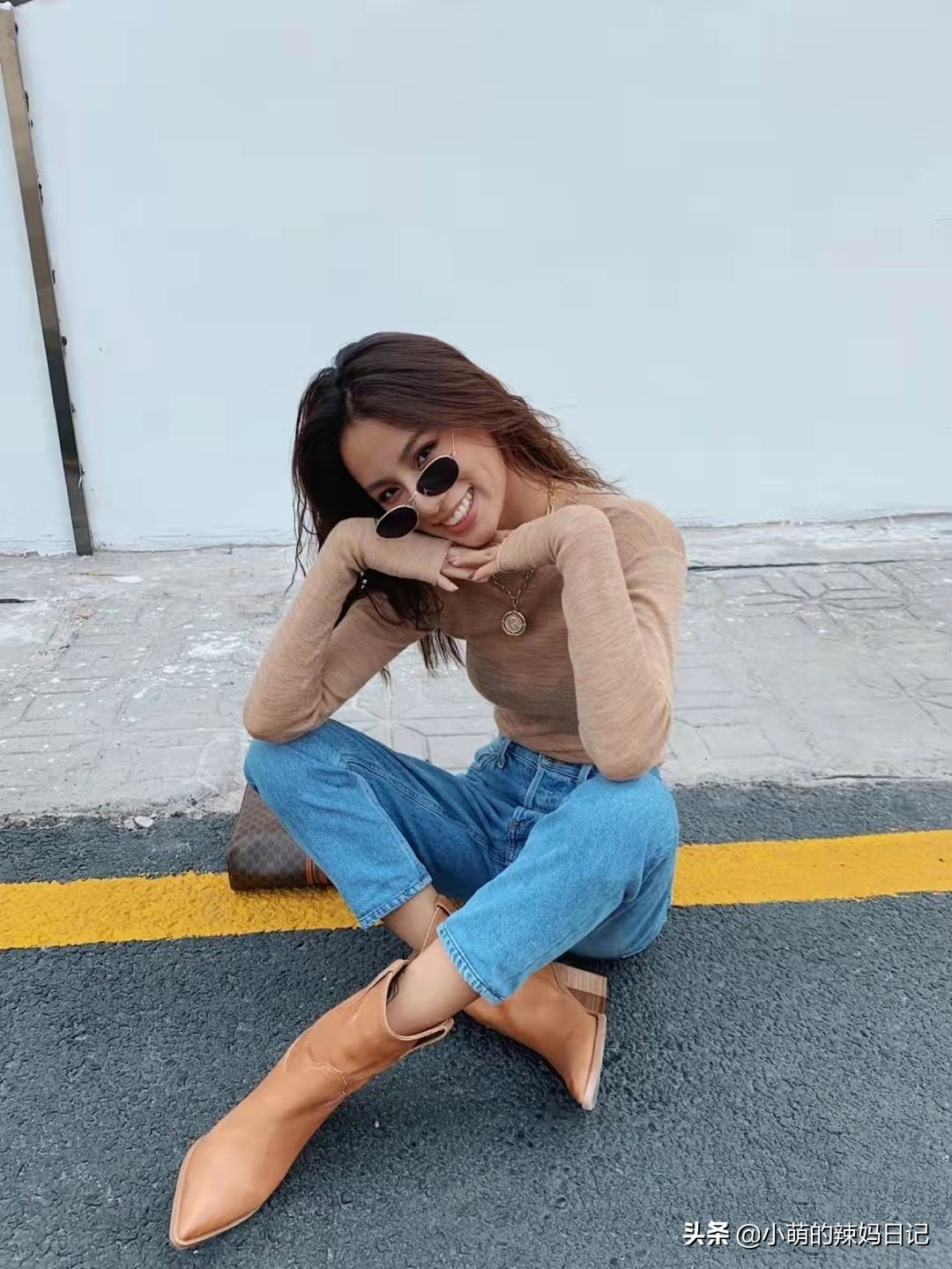 秋冬靴子推荐什么颜色,靴子穿哪种颜色洋气