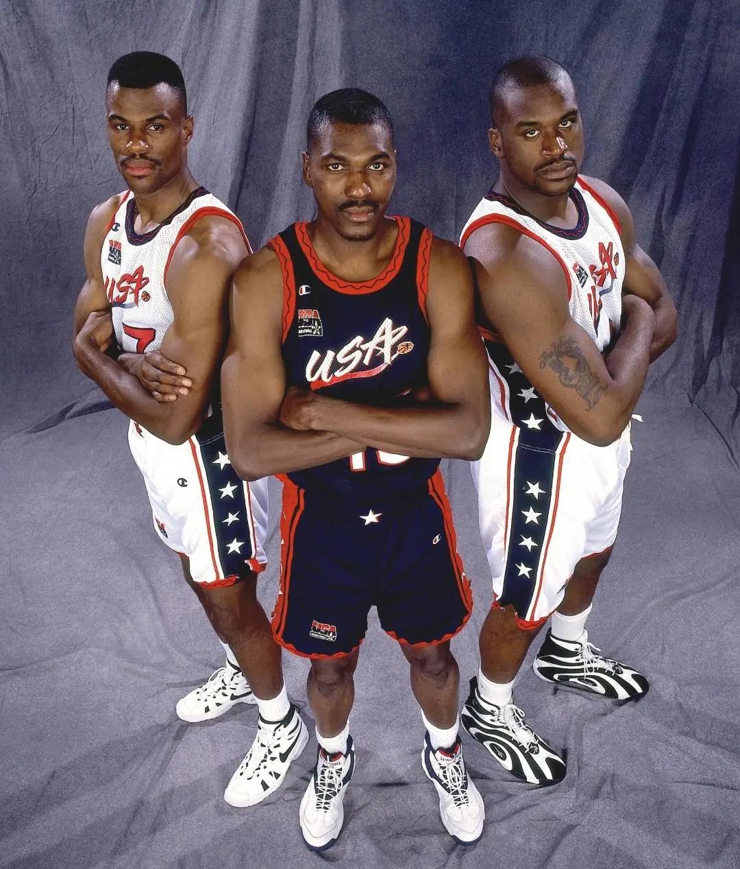 谁说中锋鞋不火？这双中锋鞋火到离谱！保罗也爱穿