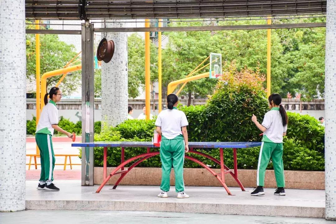 金荷中学,汕头市金荷中学