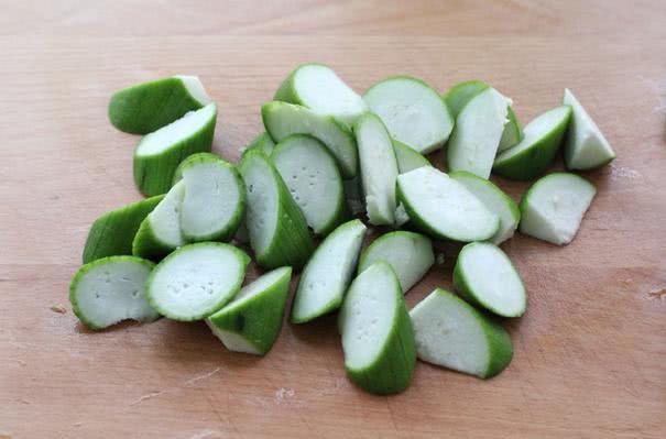 炒油条的家常做法简单又好吃,蓬松脆爽油条