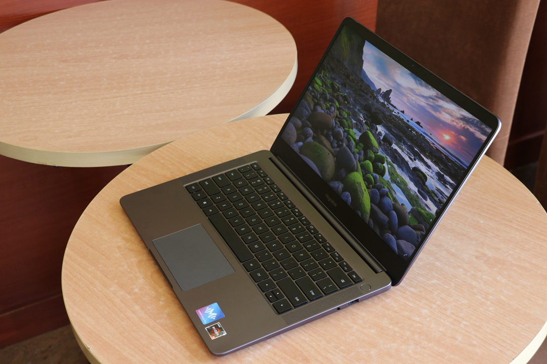 光荣2019magicbook和magicbookpro,光荣magicbook142050续航