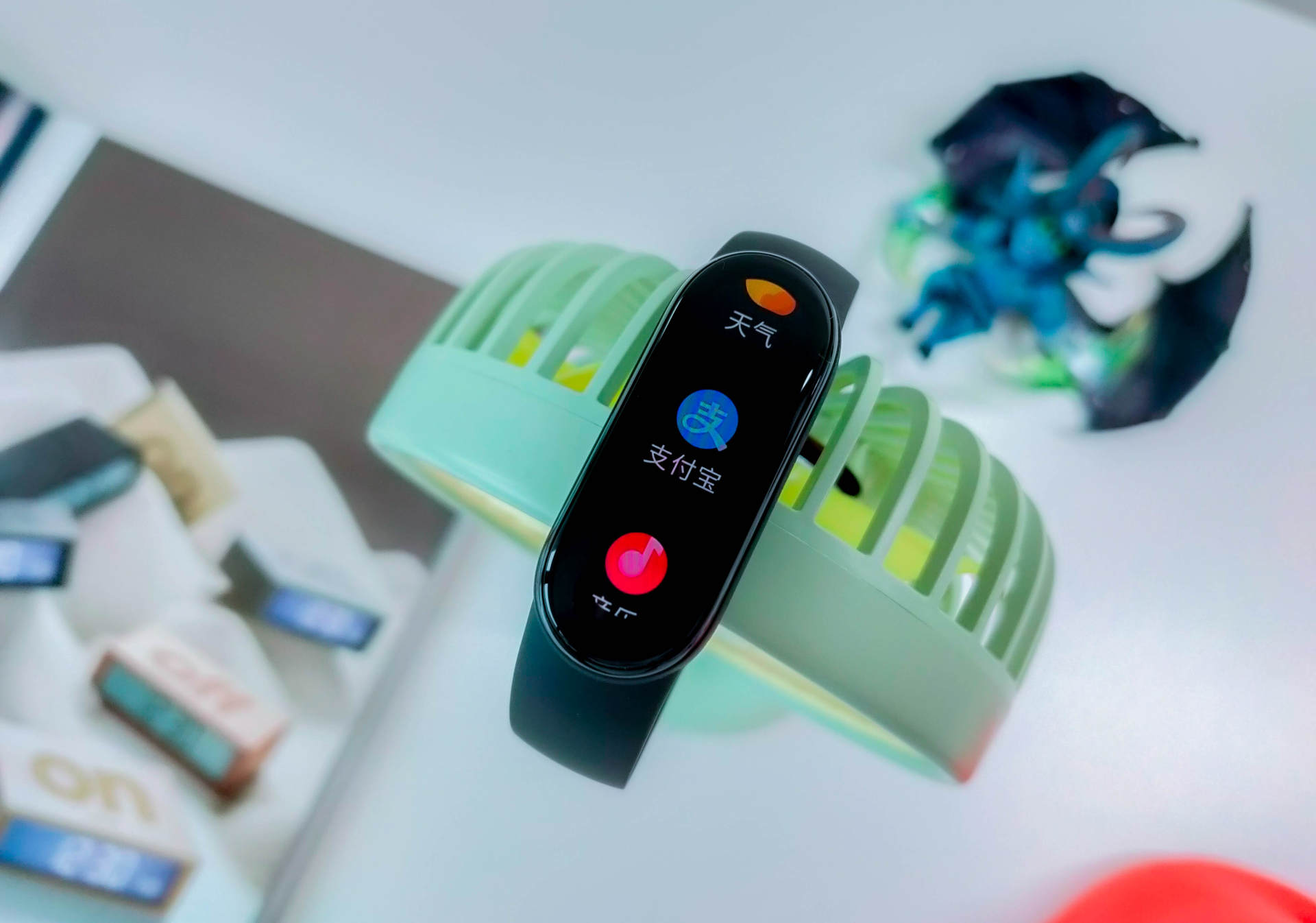 小米手环6测心率血氧原理,小米手环8pro测心率血氧准吗