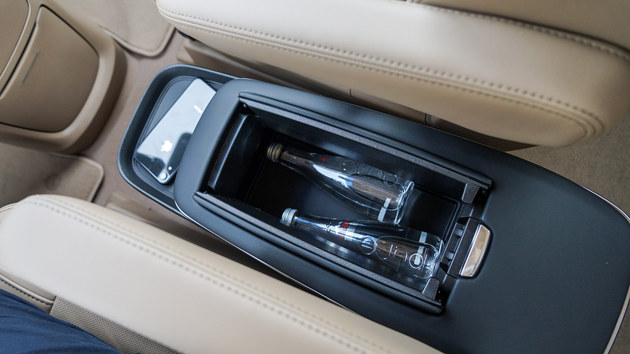 别克gl8陆上公务舱和es的区别,gl8es653t上路要多少钱