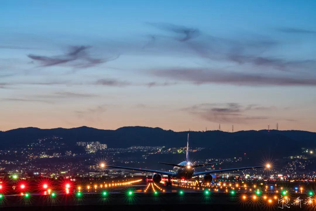 摄影初学者预算两千买什么相机,家用和旅游摄影买什么相机