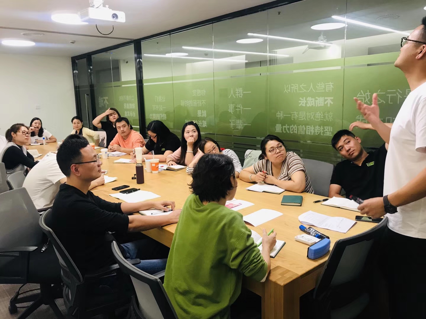 社群团购引流落地实操,社群团购爆品做什么好