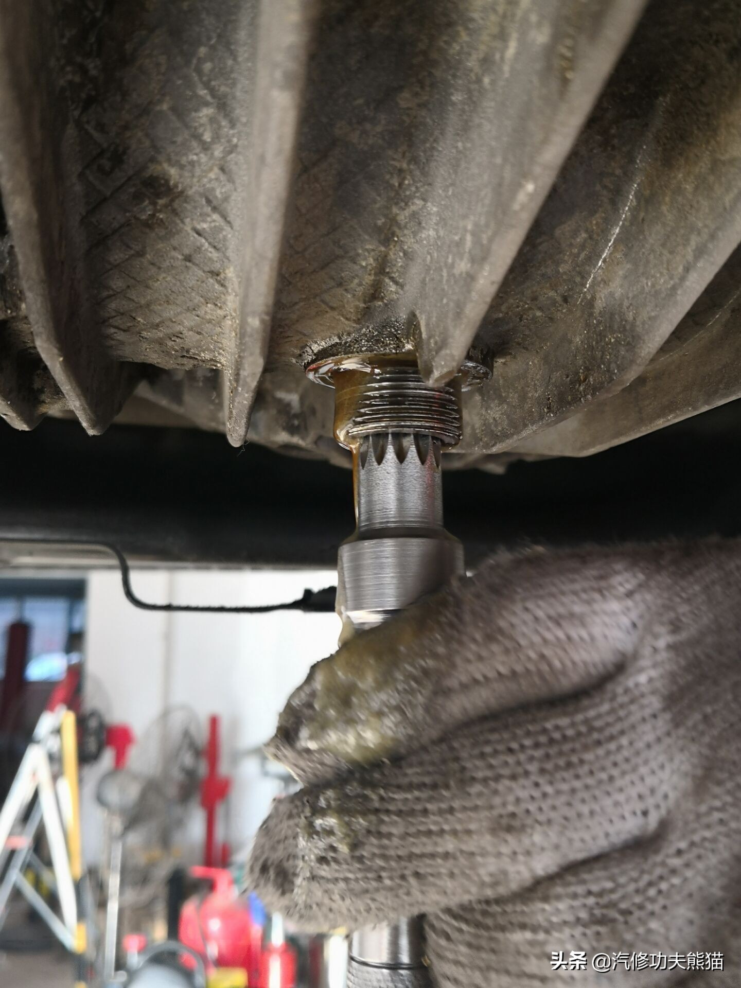 奥迪a6老款升级新款全过程,面目全非的23w公里的奥迪a6