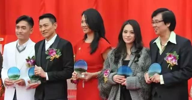 刘德华回乡拜祭祖宗的故事,刘德华回老家认祖归宗争地