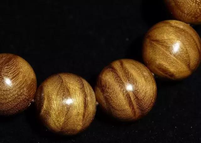 木质手串能直接用手盘吗,木质手串怎么盘才能快速包浆